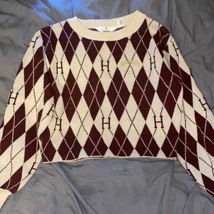 Band new hairy potter crop top sweater.